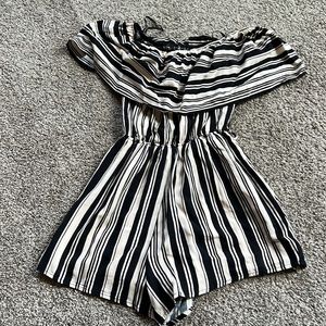 NWT Windsor striped Romper size S